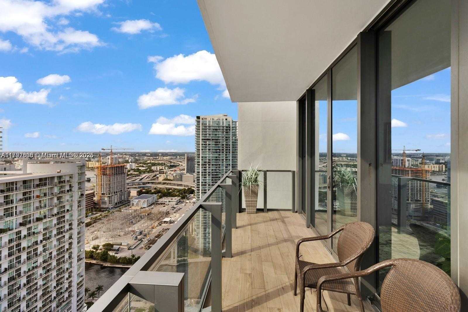 Small Image of 88 SOUTH WEST 7TH ST #3410, Miami Number 18
