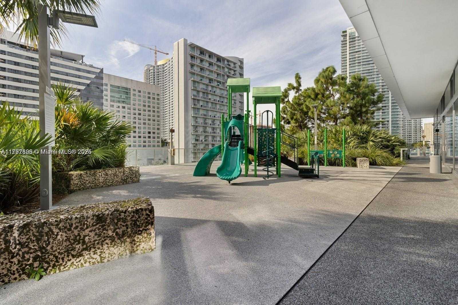 Small Image of 88 SOUTH WEST 7TH ST #3410, Miami Number 30