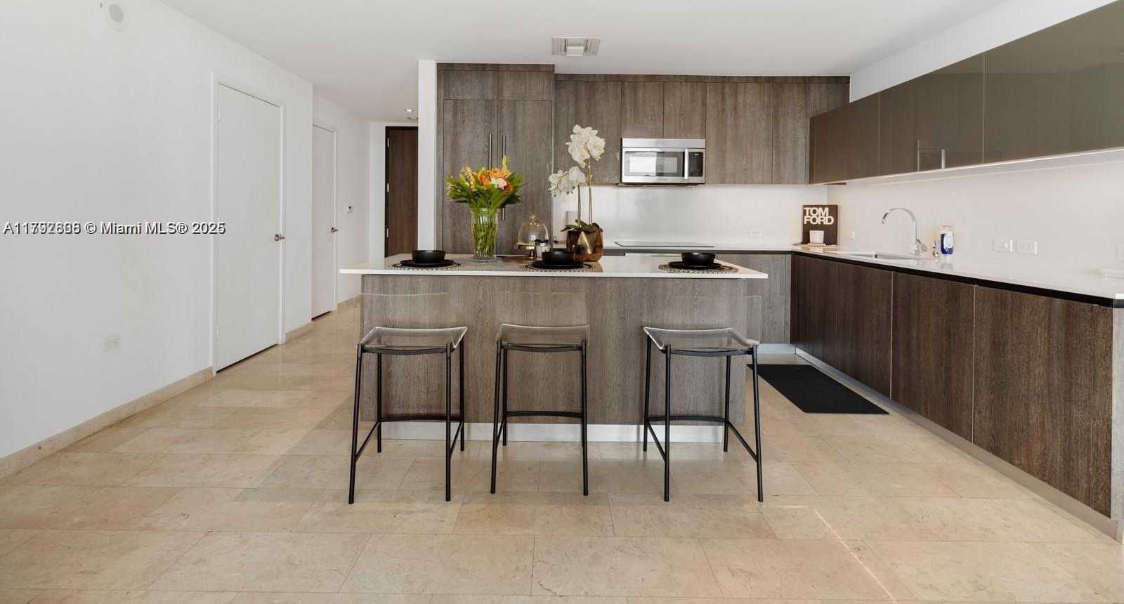 Small Image of 88 SOUTH WEST 7TH ST #3410, Miami Number 4