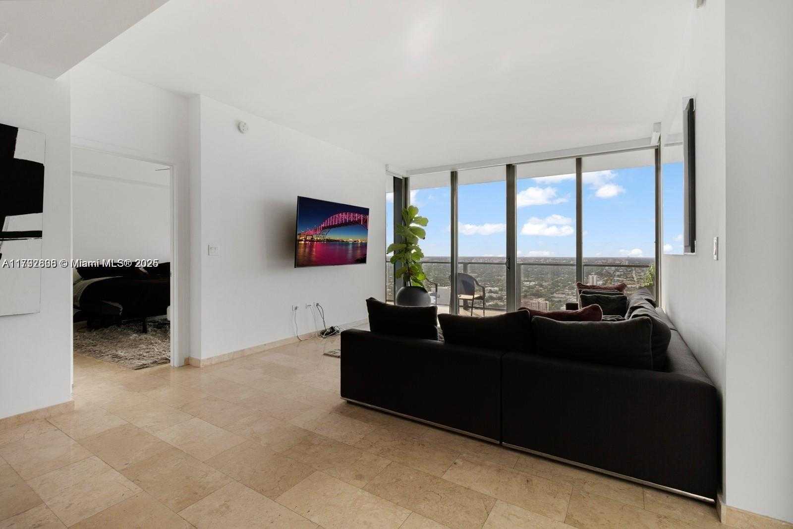Small Image of 88 SOUTH WEST 7TH ST #3410, Miami Number 8