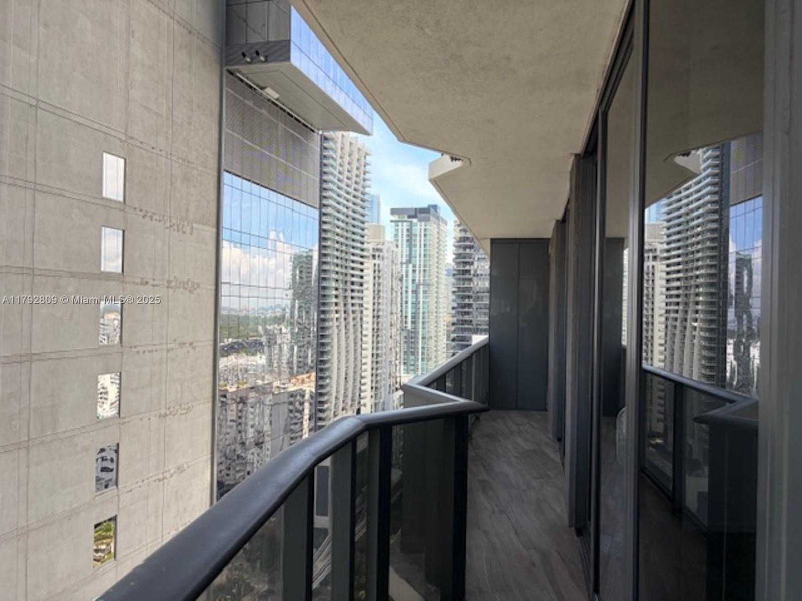 Small Image of 801 SOUTH MIAMI AVE #2505, Miami Number 20