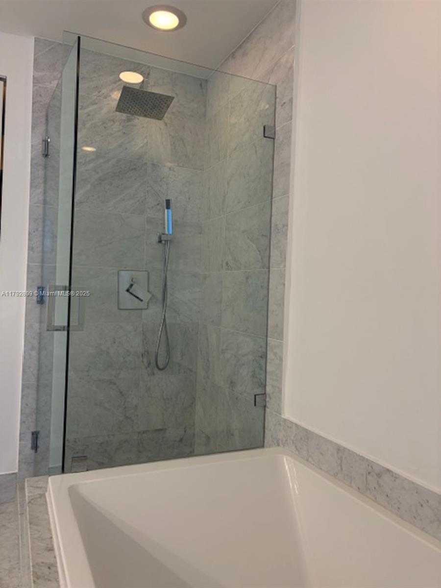 Small Image of 801 SOUTH MIAMI AVE #2505, Miami Number 24