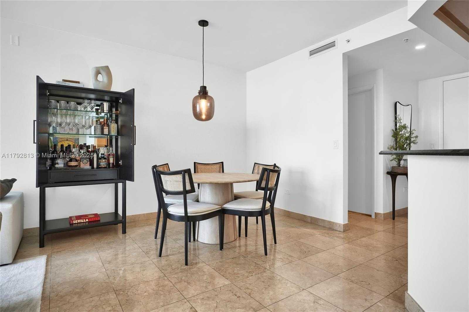 Small Image of 801 BRICKELL KEY BLVD #3105, Miami Number 13