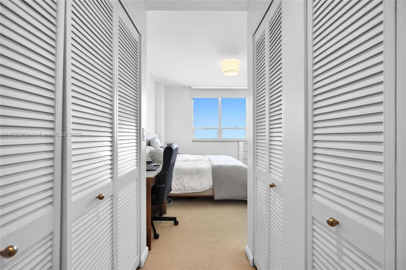 Small Image of 801 BRICKELL KEY BLVD #3105, Miami Number 19