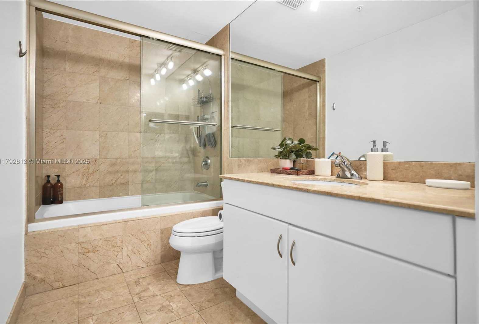 Small Image of 801 BRICKELL KEY BLVD #3105, Miami Number 24