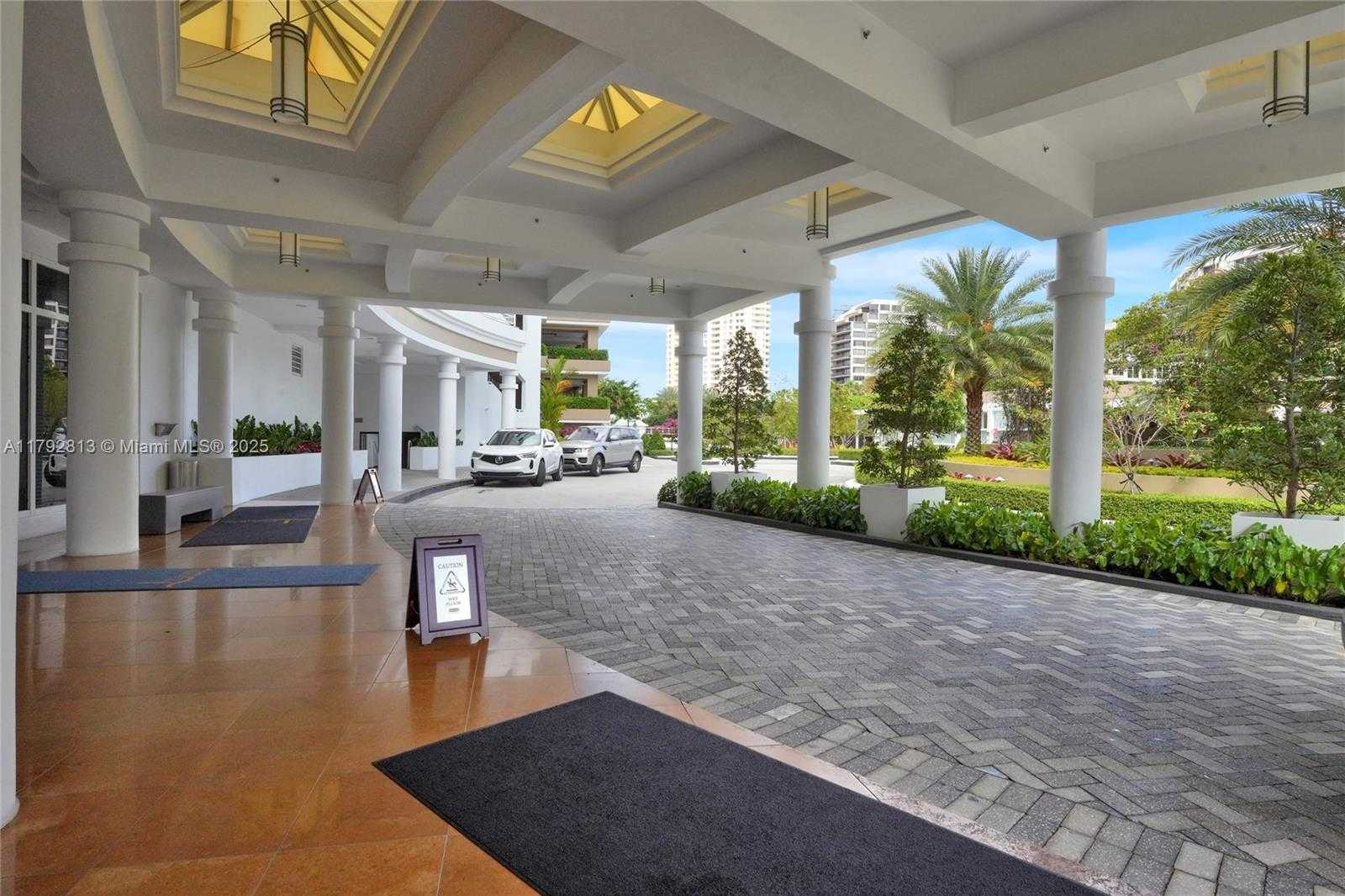 Small Image of 801 BRICKELL KEY BLVD #3105, Miami Number 29