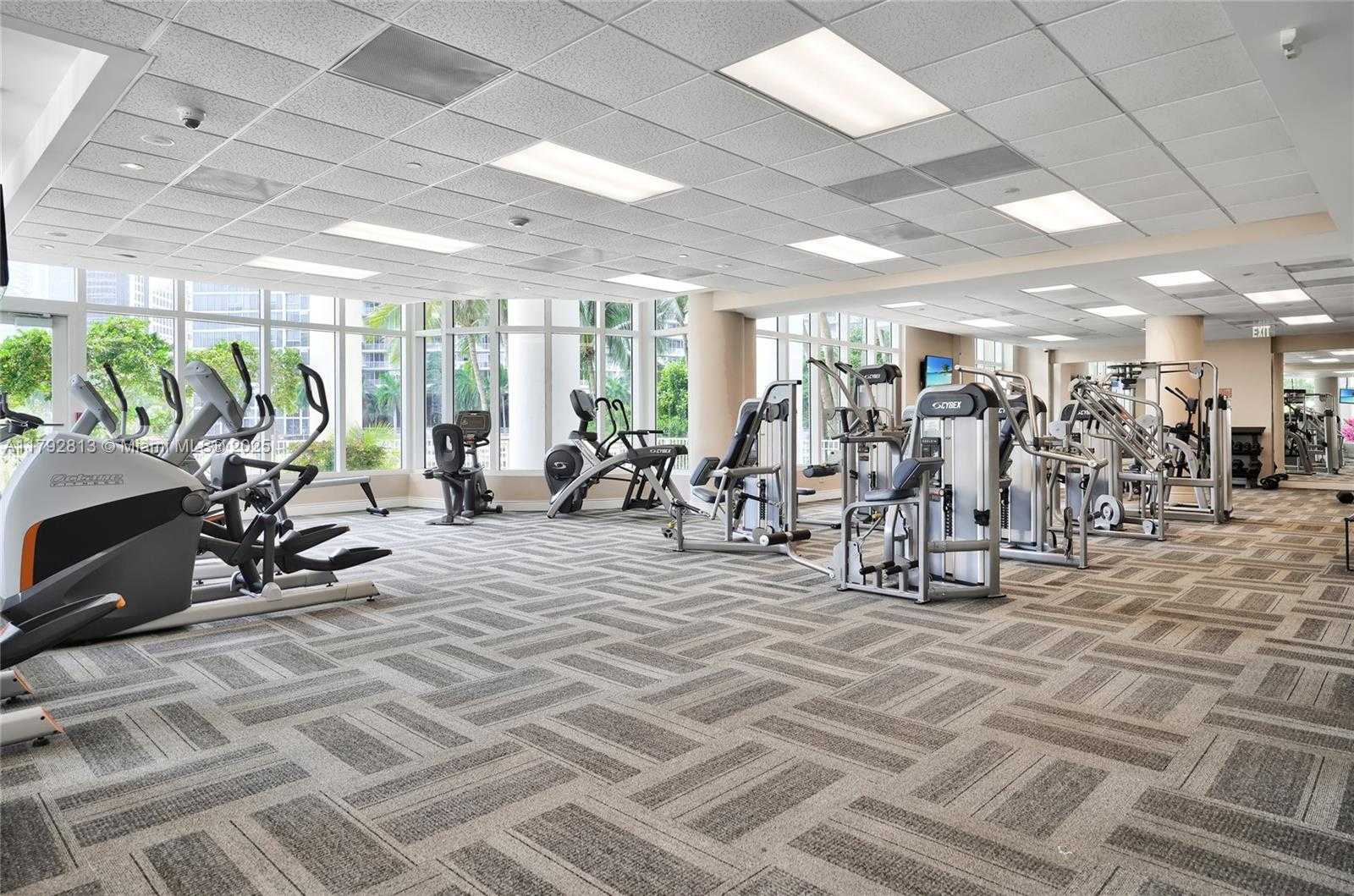 Small Image of 801 BRICKELL KEY BLVD #3105, Miami Number 33