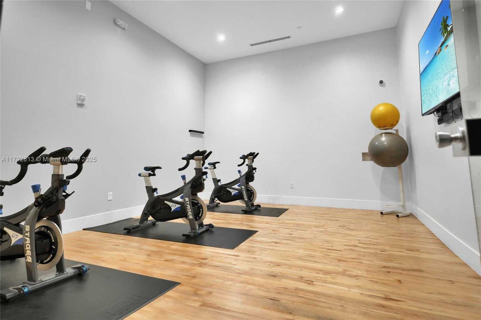 Small Image of 801 BRICKELL KEY BLVD #3105, Miami Number 35