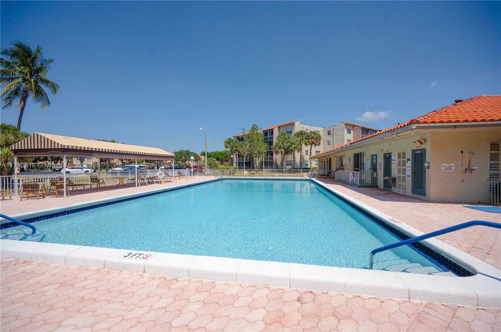 Small Image of 1810 SOUTH WEST 81ST AVE #2312, North Lauderdale Number 16