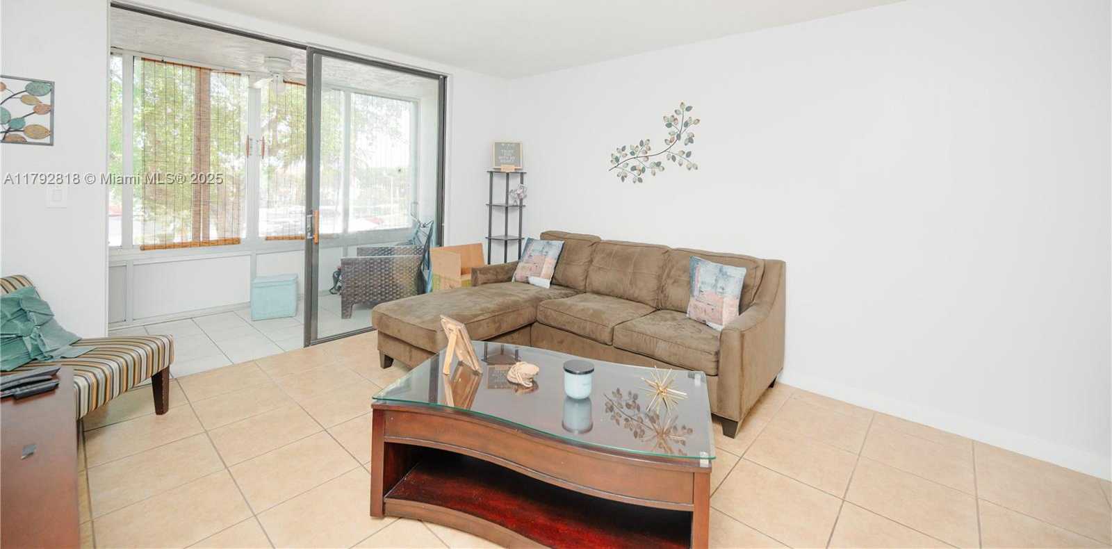 Small Image of 1810 SOUTH WEST 81ST AVE #2312, North Lauderdale Number 2