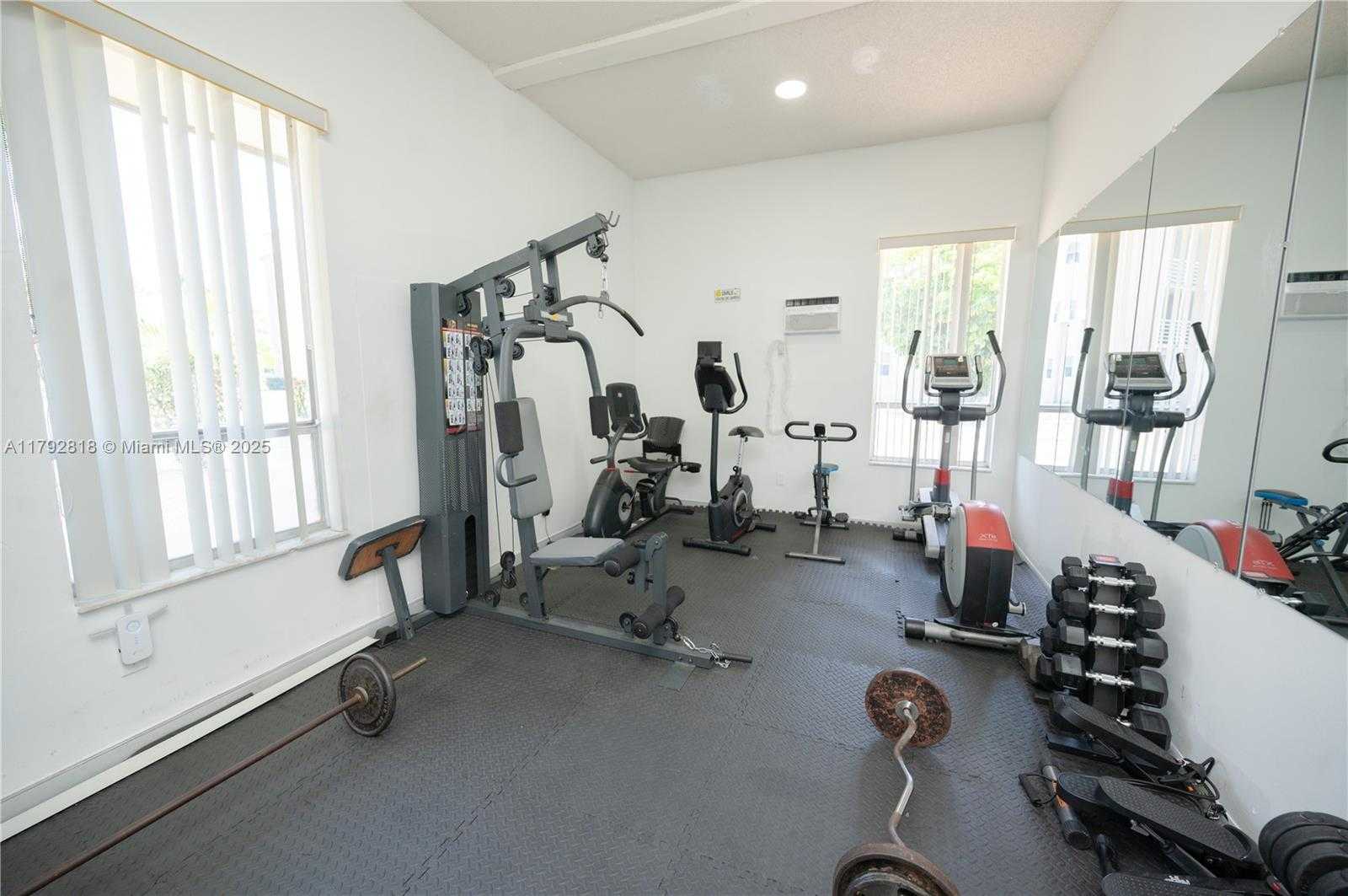 Small Image of 1810 SOUTH WEST 81ST AVE #2312, North Lauderdale Number 21
