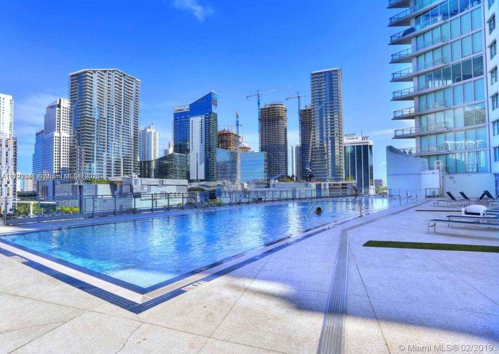 Small Image of 92 NW 3rd St, Miami, FL 33128, USA Number 21