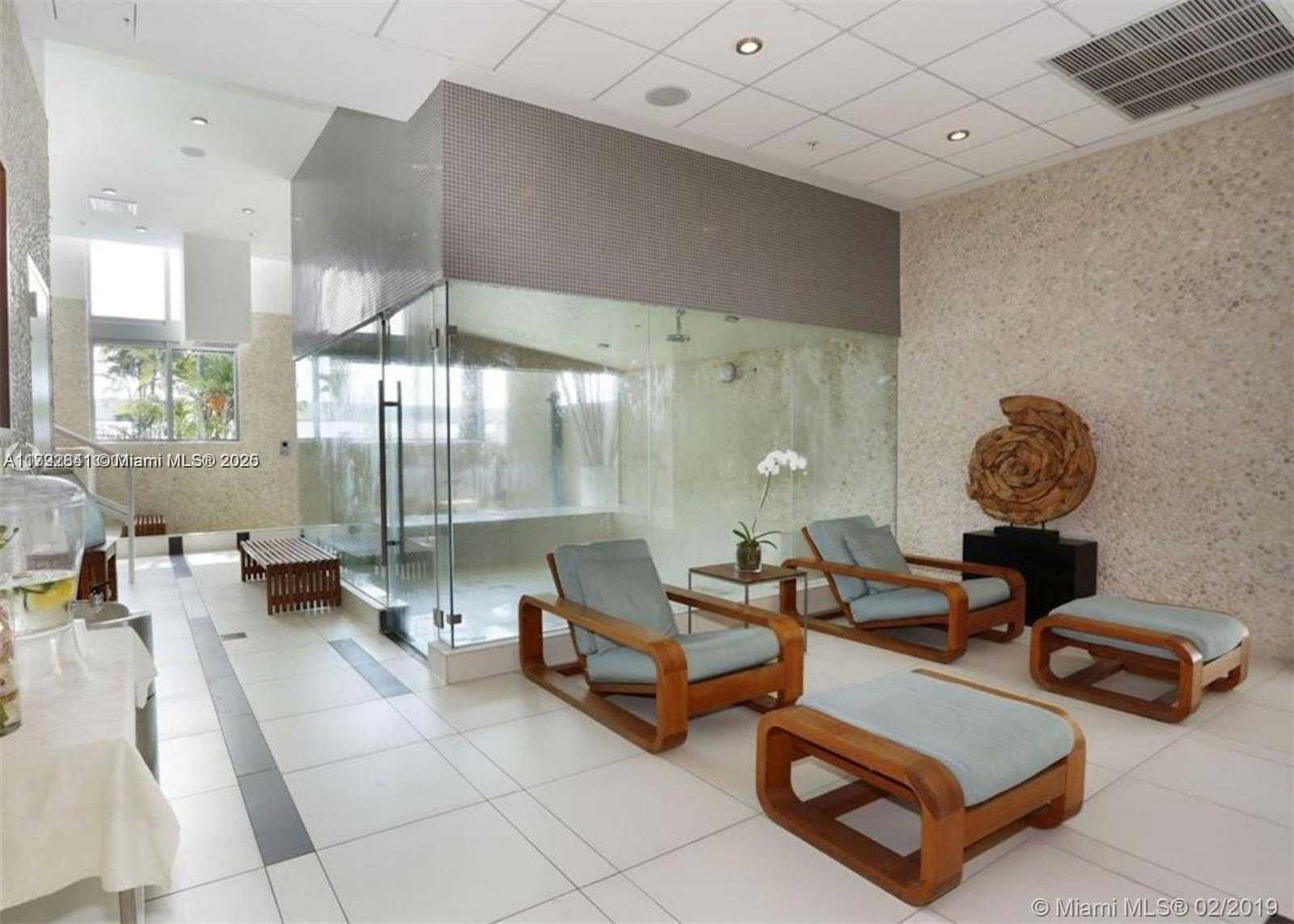 Small Image of 92 NW 3rd St, Miami, FL 33128, USA Number 23