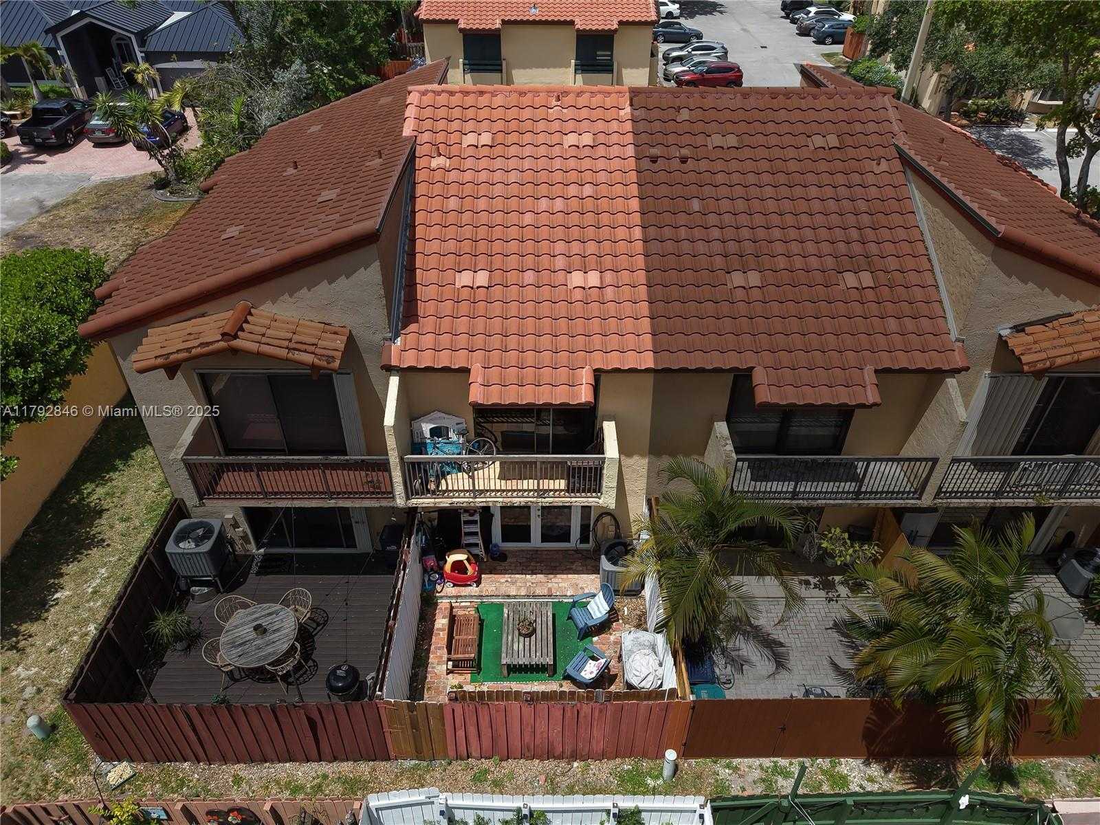 Small Image of 10194 SOUTH WEST 77TH CT, Miami Number 18