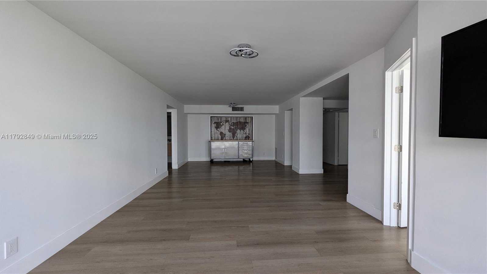 Small Image of 851 THREE ISLANDS BLVD #210, Hallandale Beach Number 27