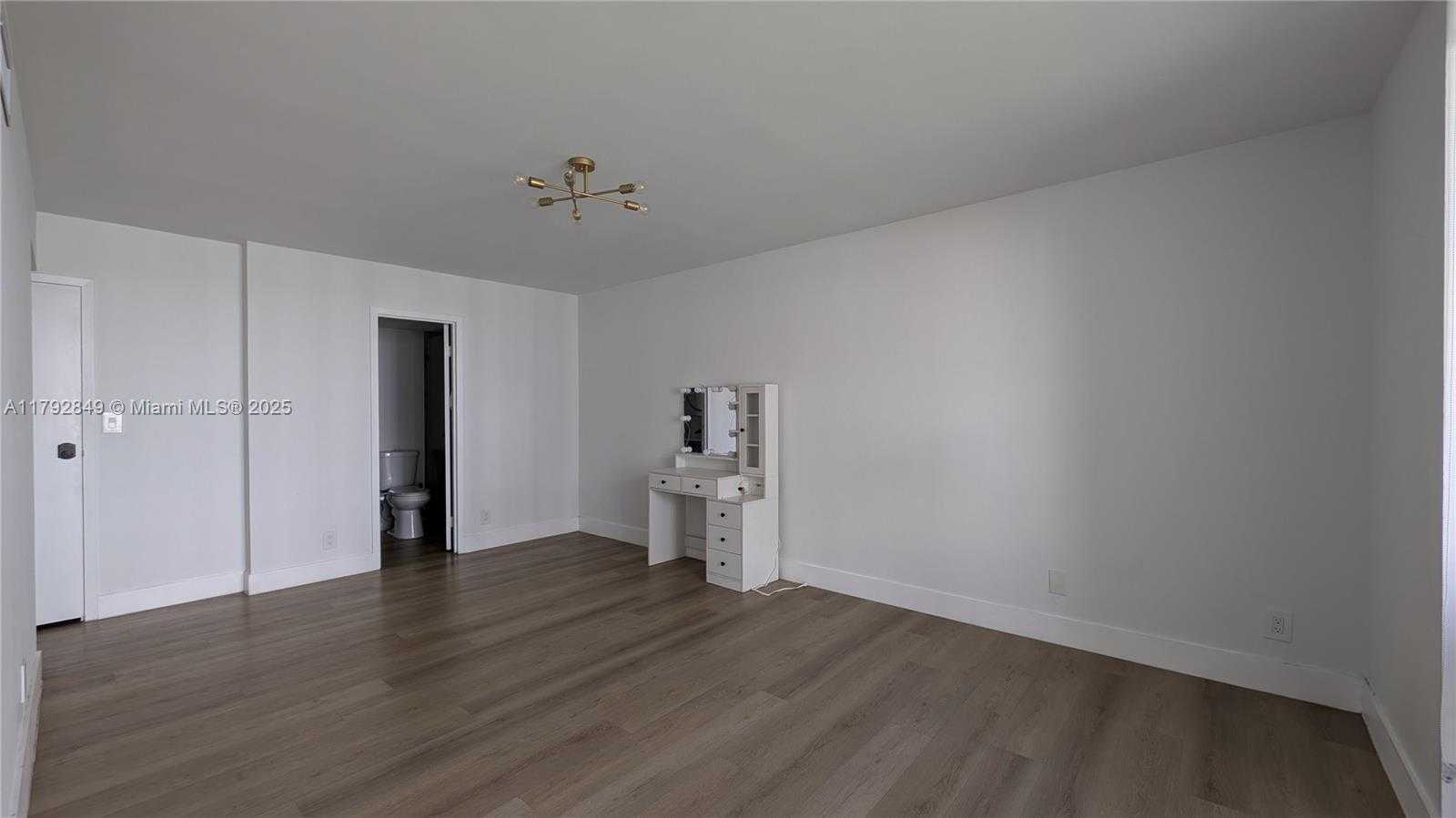 Small Image of 851 THREE ISLANDS BLVD #210, Hallandale Beach Number 39