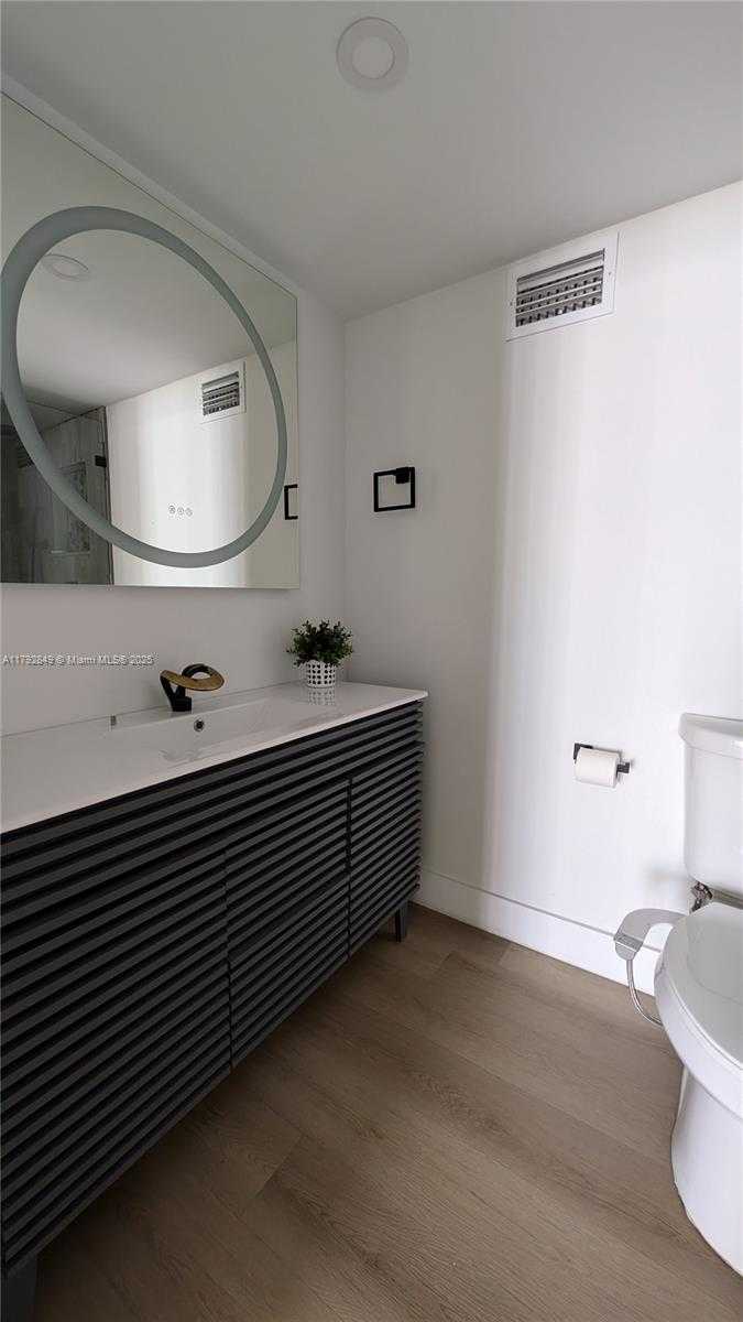 Small Image of 851 THREE ISLANDS BLVD #210, Hallandale Beach Number 41