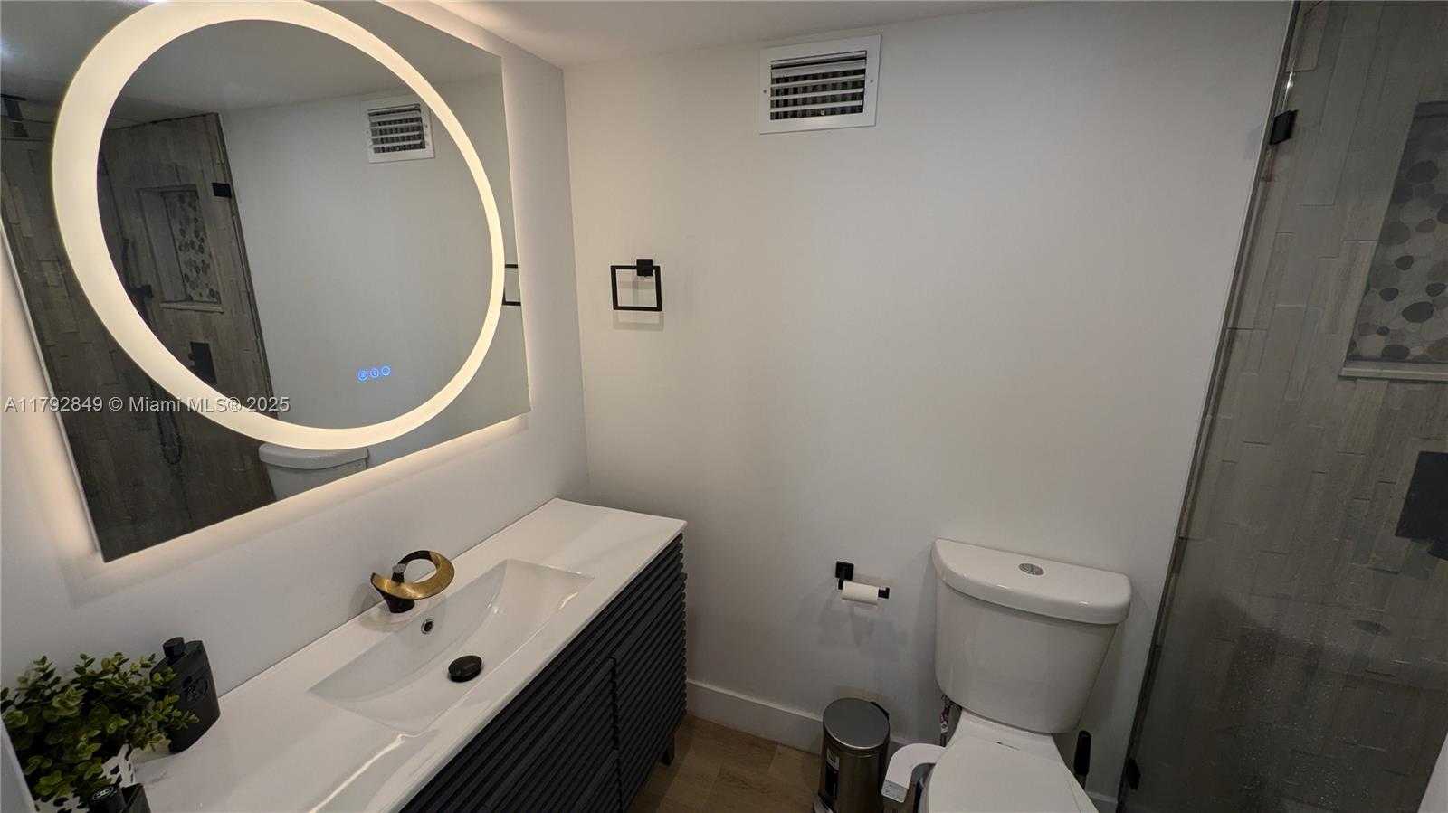 Small Image of 851 THREE ISLANDS BLVD #210, Hallandale Beach Number 44