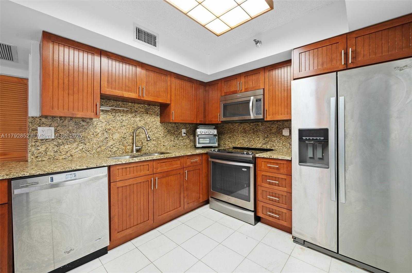 Small Image of 19101 NORTH EAST 36TH CT #2509, Aventura Number 14