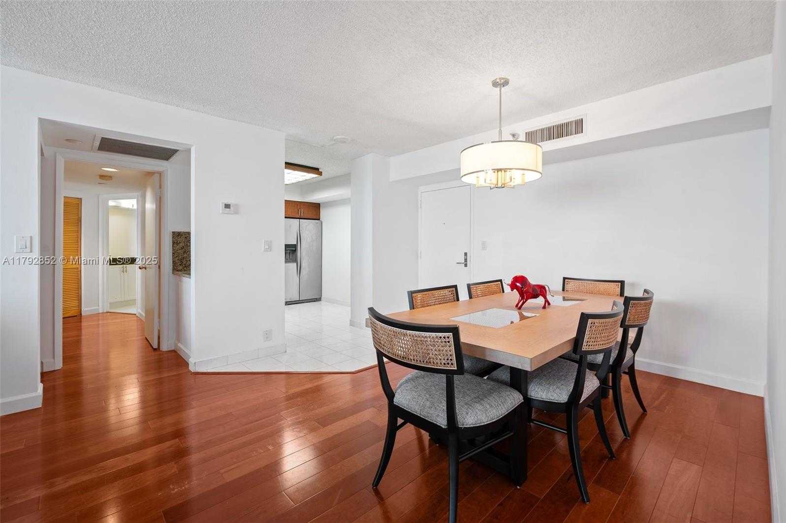 Small Image of 19101 NORTH EAST 36TH CT #2509, Aventura Number 7