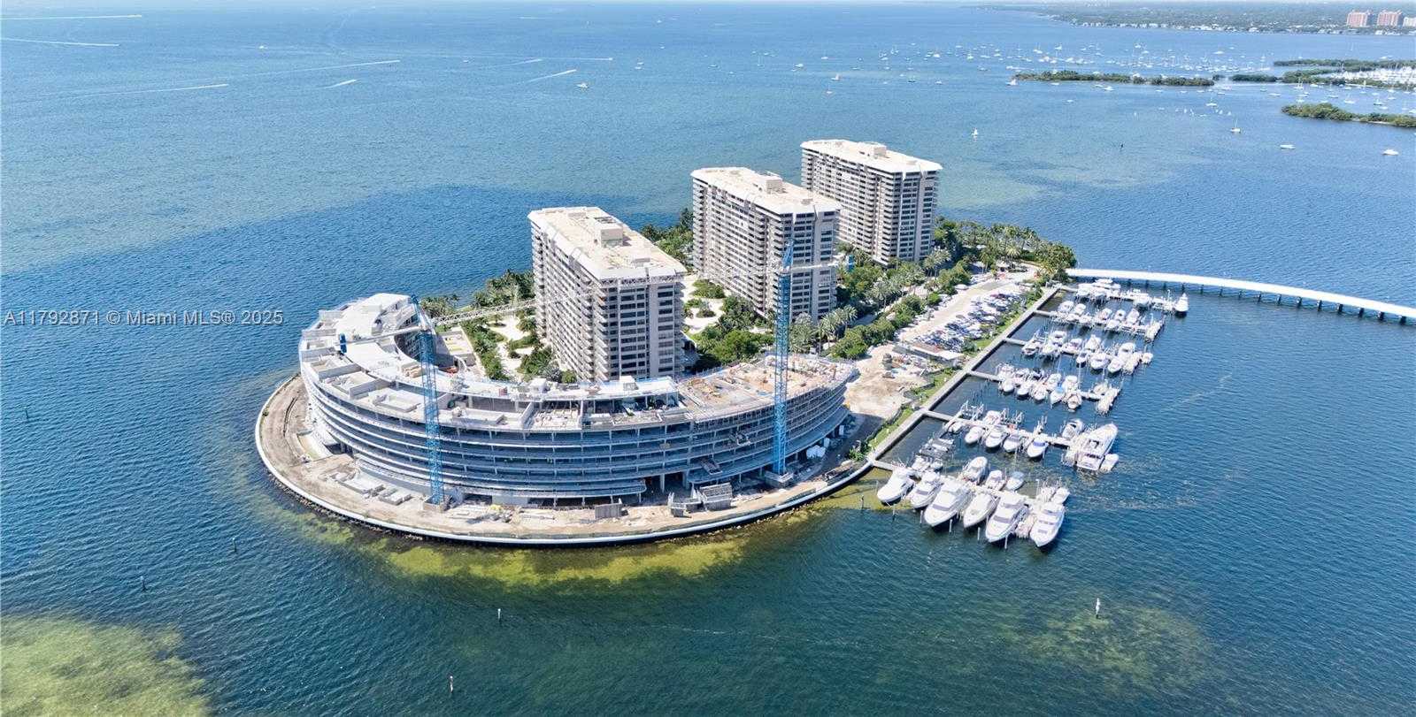 Small Image of 3 GROVE ISLE DR #C1108, Miami Number 31