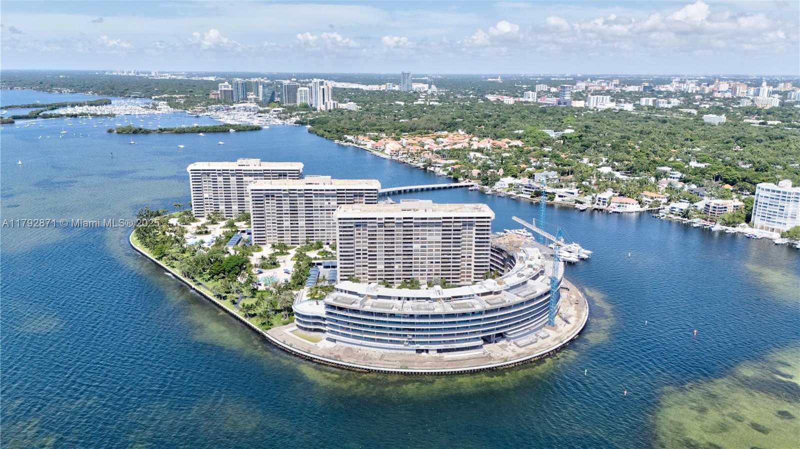 Small Image of 3 GROVE ISLE DR #C1108, Miami Number 32