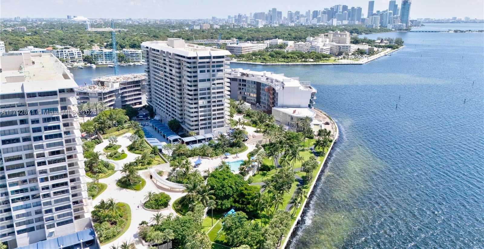 Small Image of 3 GROVE ISLE DR #C1108, Miami Number 37
