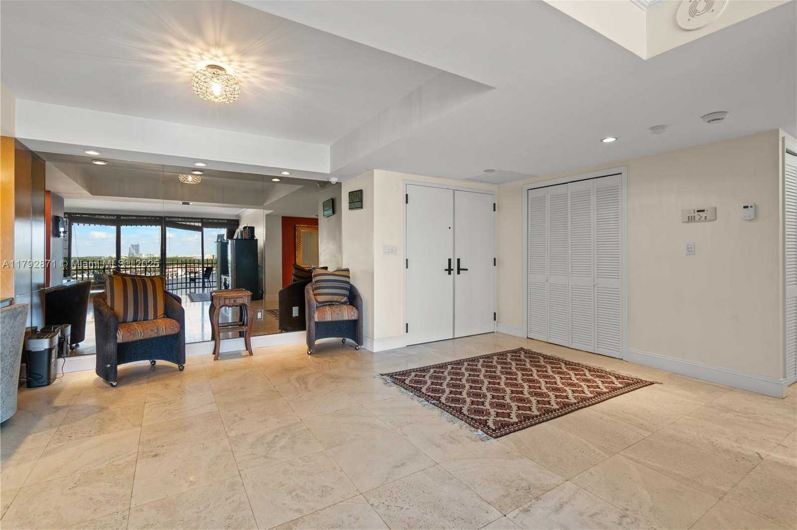 Small Image of 3 GROVE ISLE DR #C1108, Miami Number 6