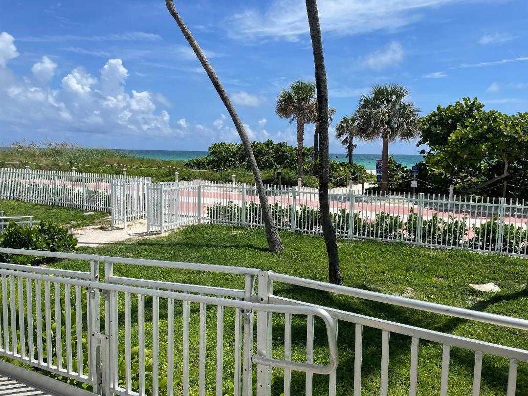 Small Image of 5401 COLLINS AVE #614, Miami Beach Number 21