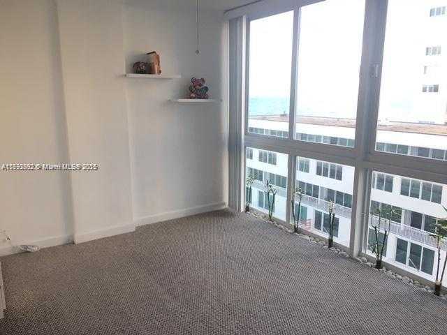 Small Image of 5401 COLLINS AVE #614, Miami Beach Number 26