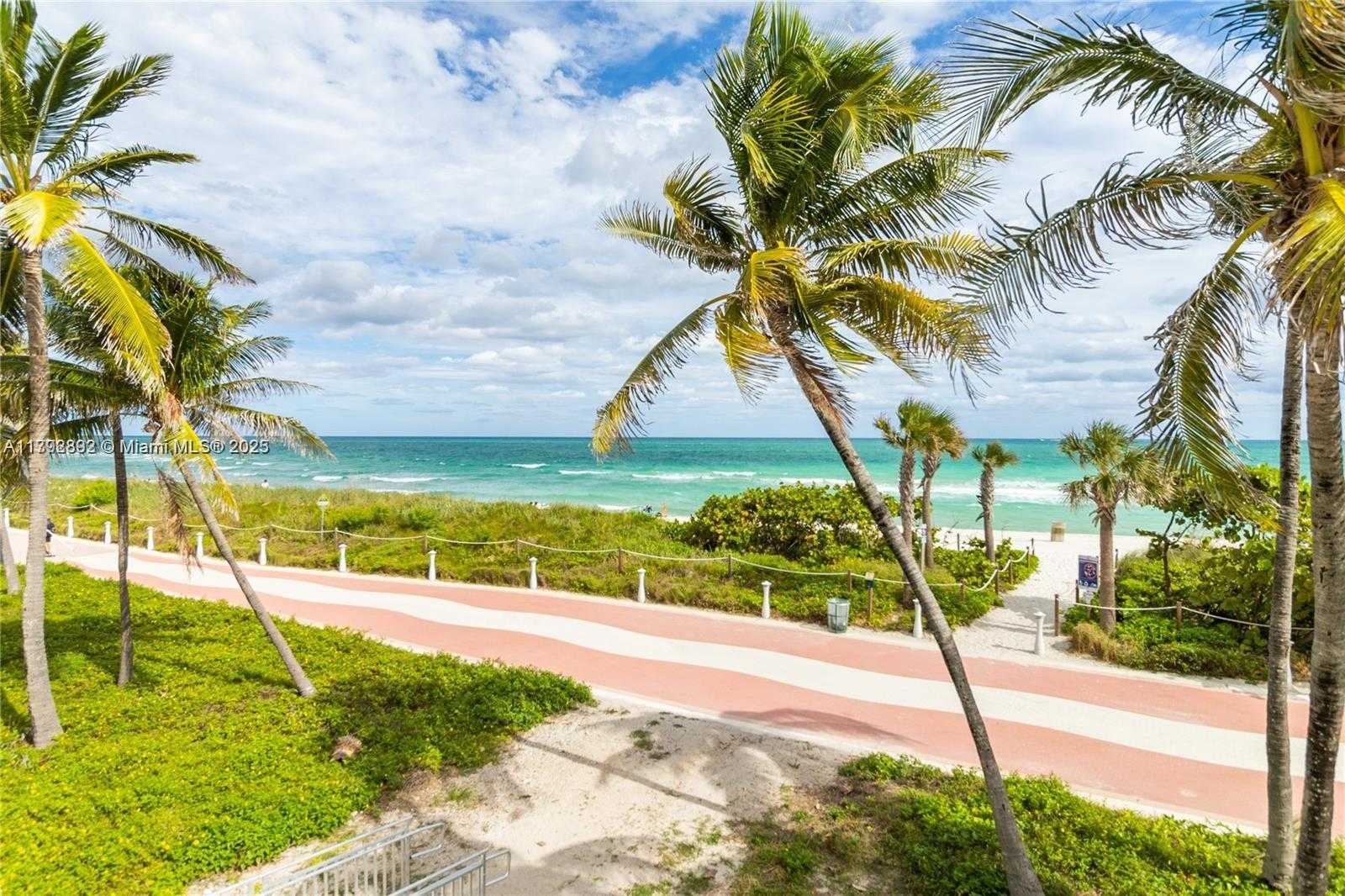 Small Image of 5401 COLLINS AVE #614, Miami Beach Number 4
