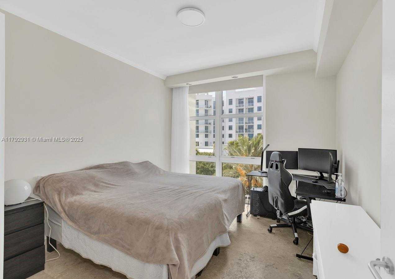 Small Image of 3131 NORTH EAST 188TH ST #2-510, Aventura Number 13