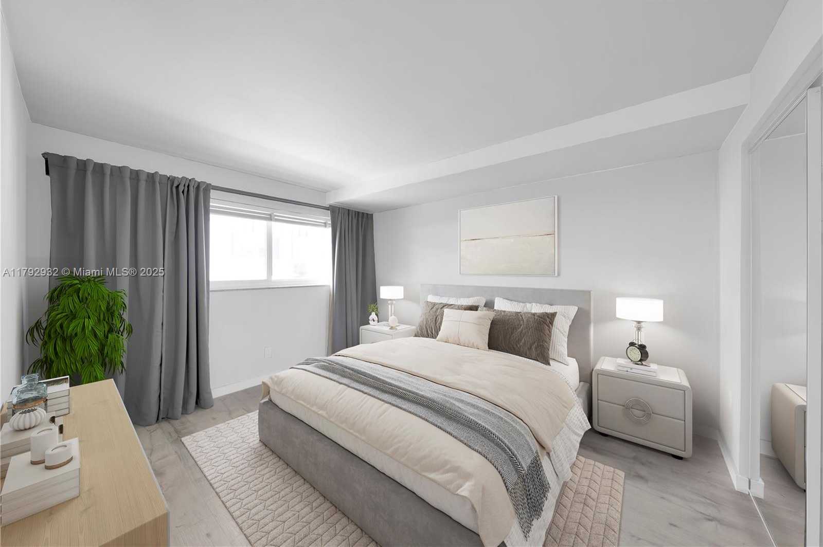Small Image of 200 GALEN DR #308, Key Biscayne Number 14