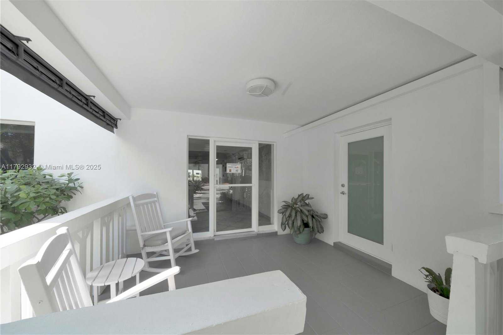 Small Image of 200 GALEN DR #308, Key Biscayne Number 19
