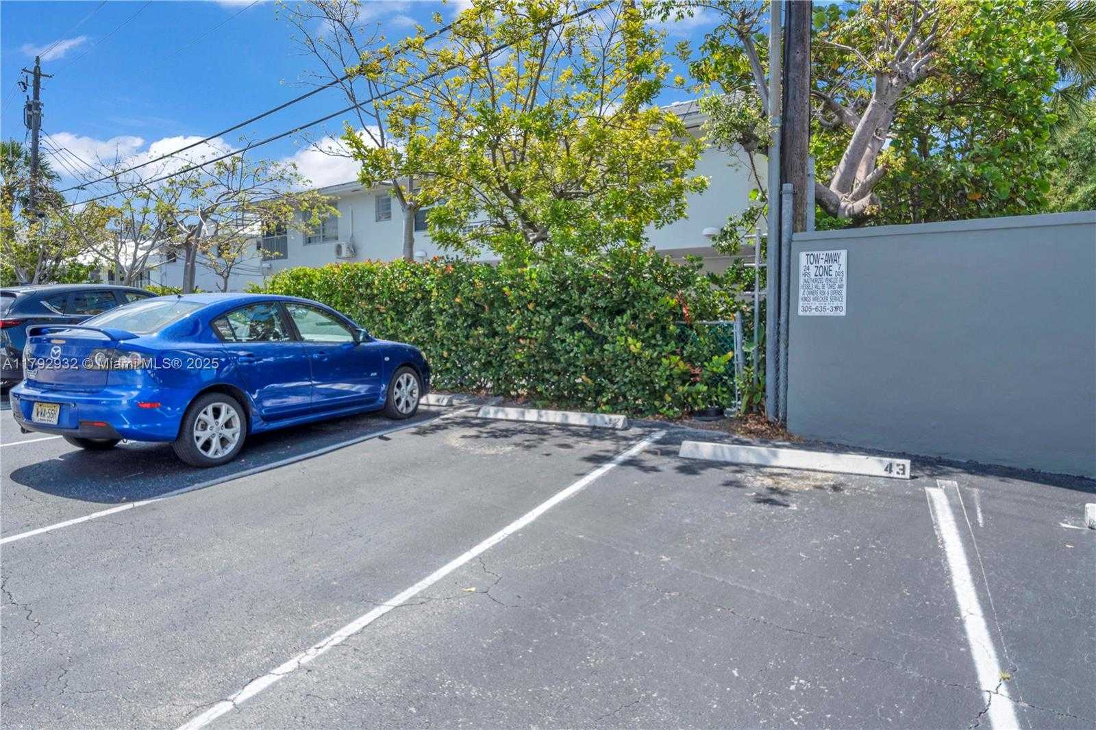 Small Image of 200 GALEN DR #308, Key Biscayne Number 29