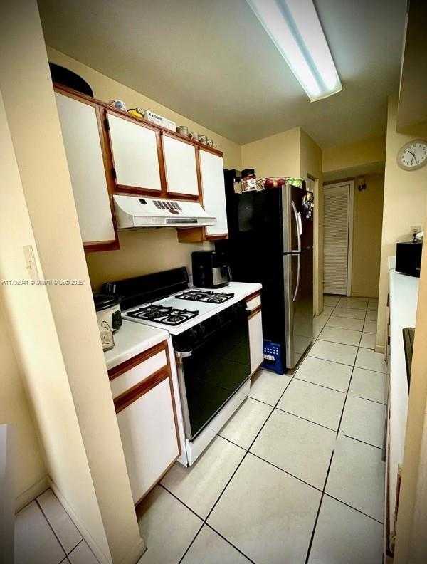 Small Image of 15320 SOUTH WEST 106TH TER #1108, Miami Number 7