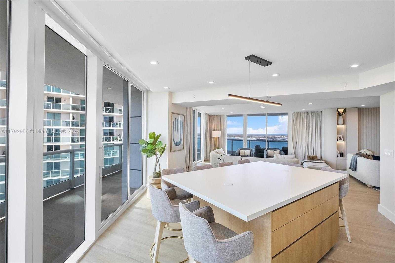 Small Image of 2127 BRICKELL AVE #2704, Miami Number 13