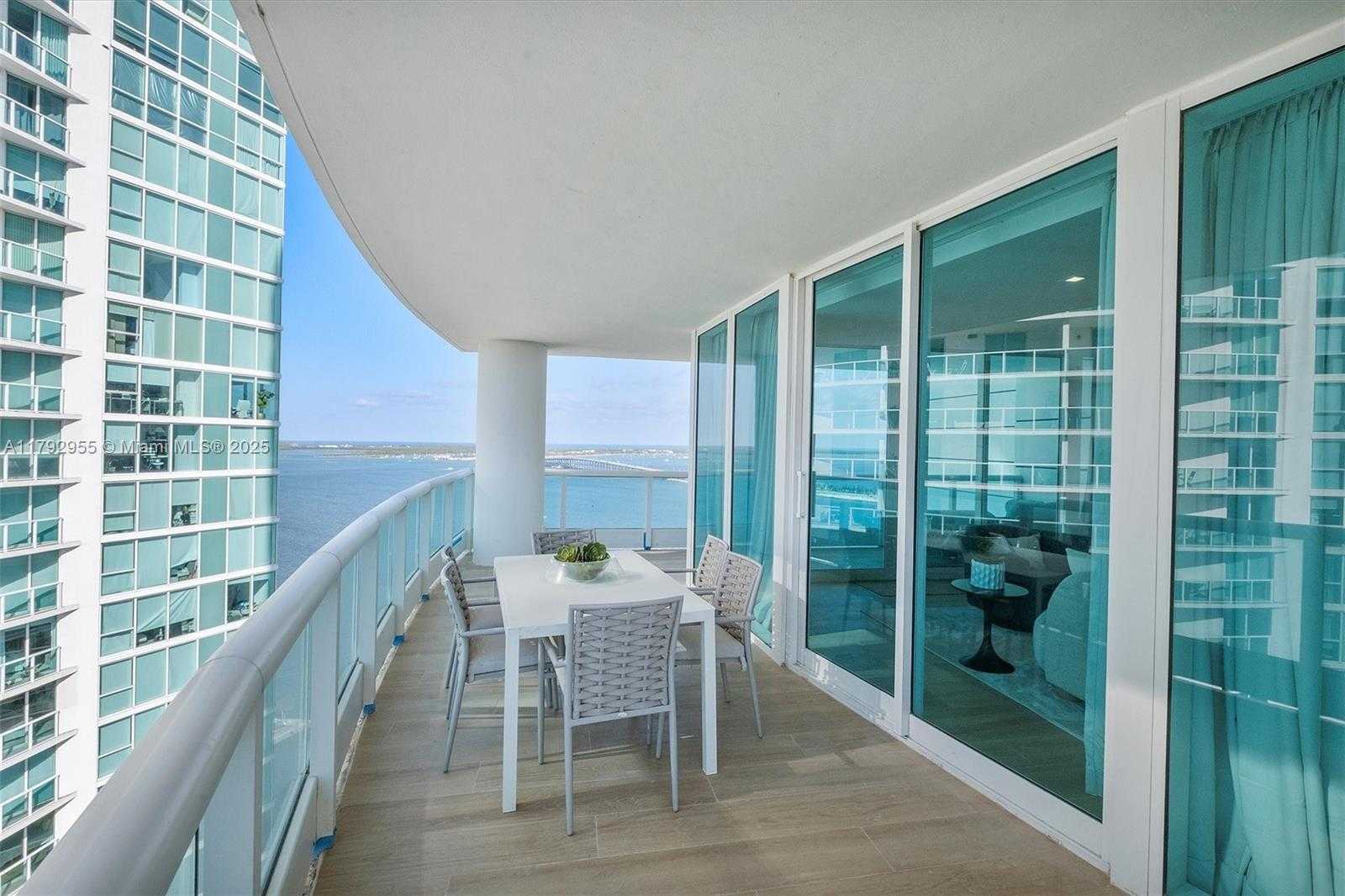 Small Image of 2127 BRICKELL AVE #2704, Miami Number 25