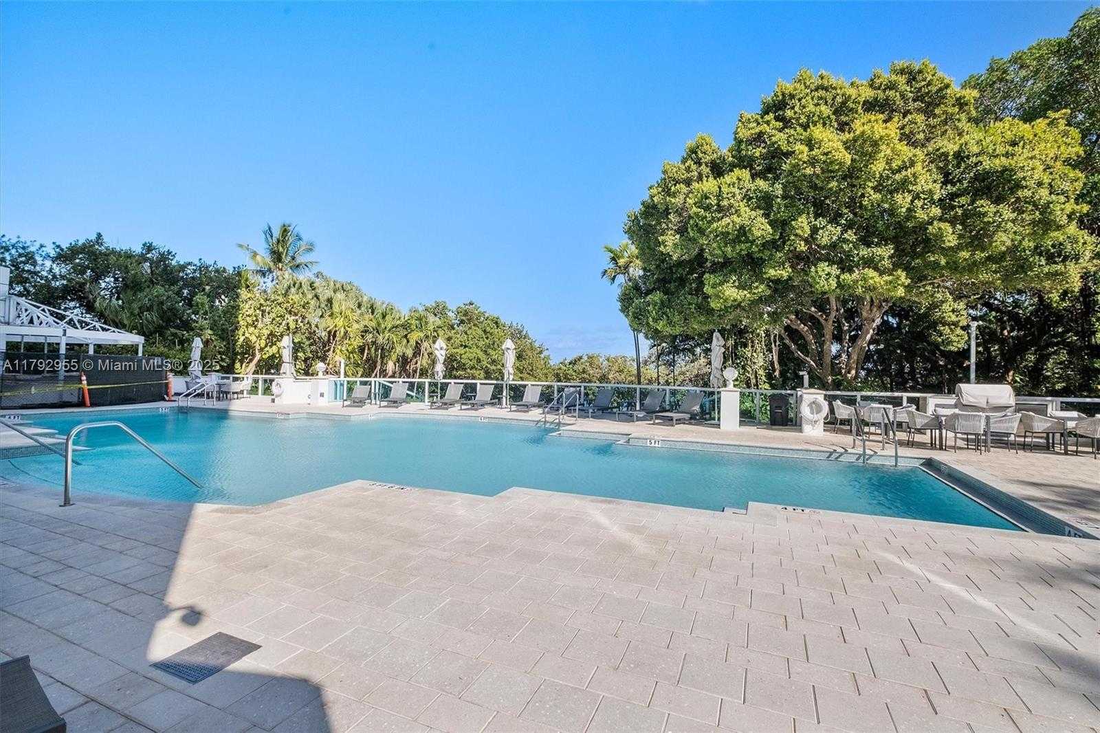 Small Image of 2127 BRICKELL AVE #2704, Miami Number 42