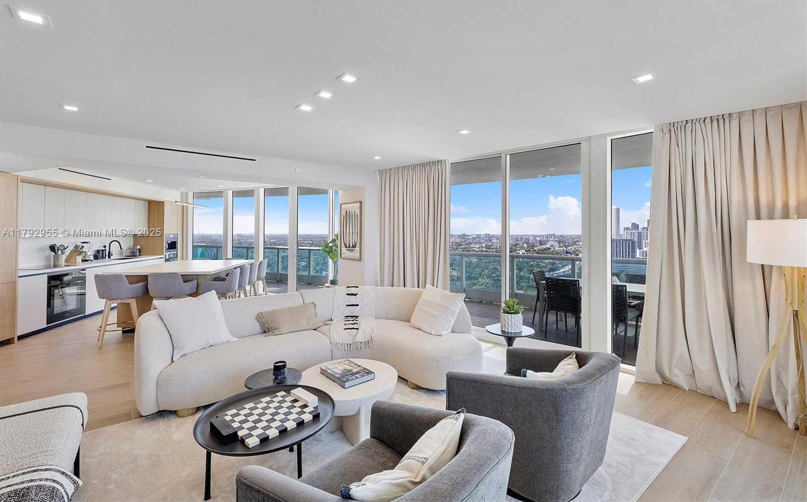 Small Image of 2127 BRICKELL AVE #2704, Miami Number 8
