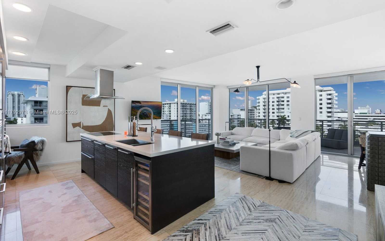 Small Image of 1445 16TH ST #805, Miami Beach Number 2
