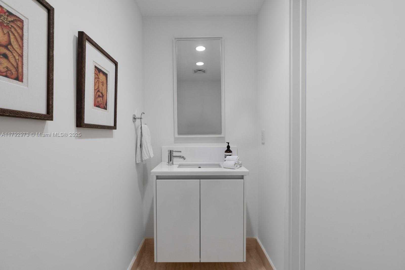 Small Image of 1445 16TH ST #805, Miami Beach Number 25
