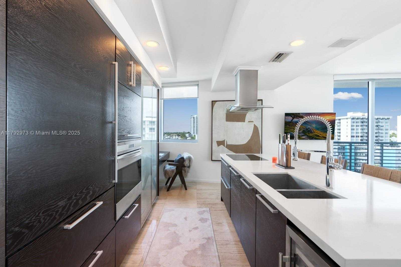 Small Image of 1445 16TH ST #805, Miami Beach Number 9