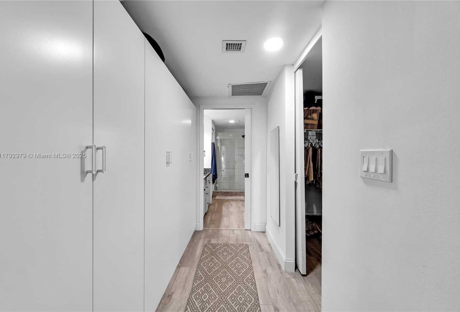 Small Image of 121 CRANDON BLVD #256, Key Biscayne Number 19