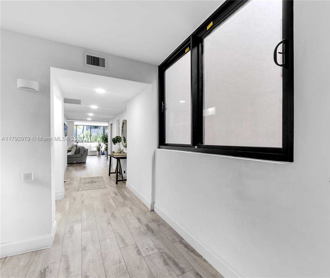 Small Image of 121 CRANDON BLVD #256, Key Biscayne Number 2