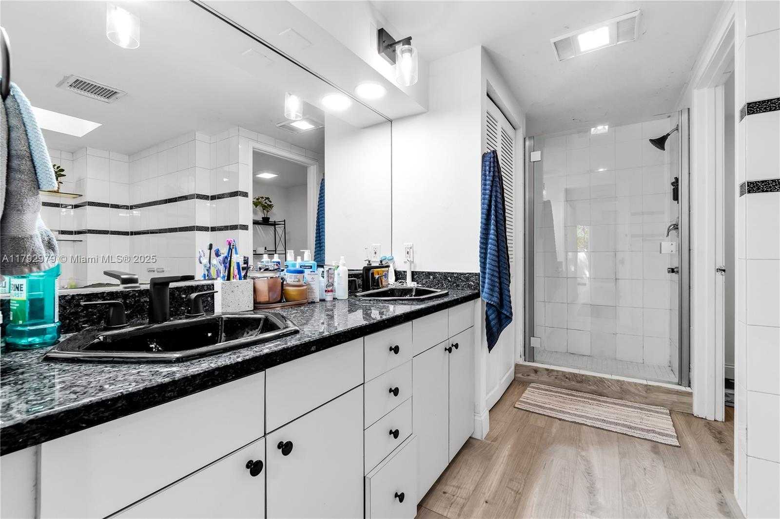 Small Image of 121 CRANDON BLVD #256, Key Biscayne Number 20