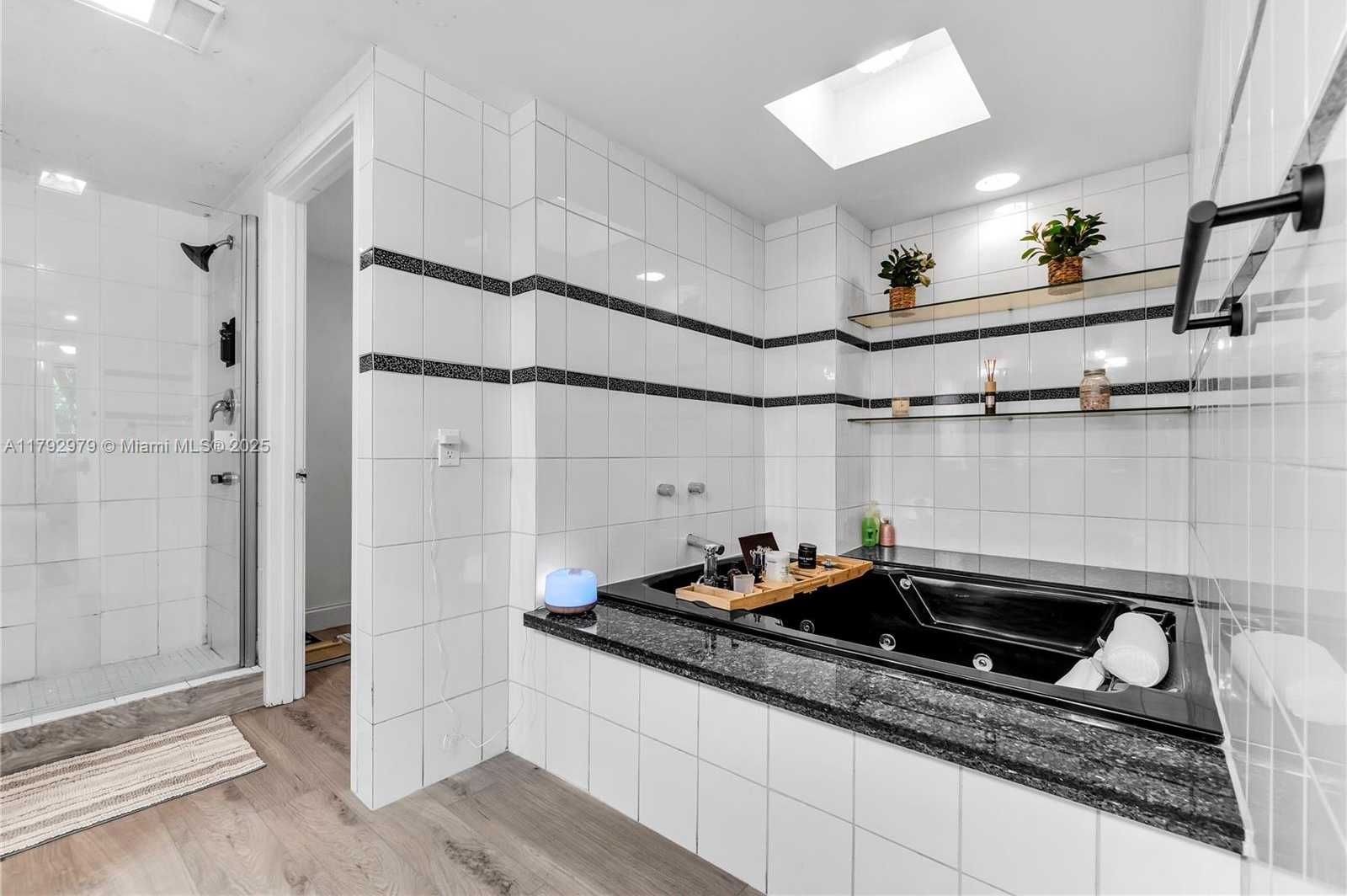 Small Image of 121 CRANDON BLVD #256, Key Biscayne Number 21