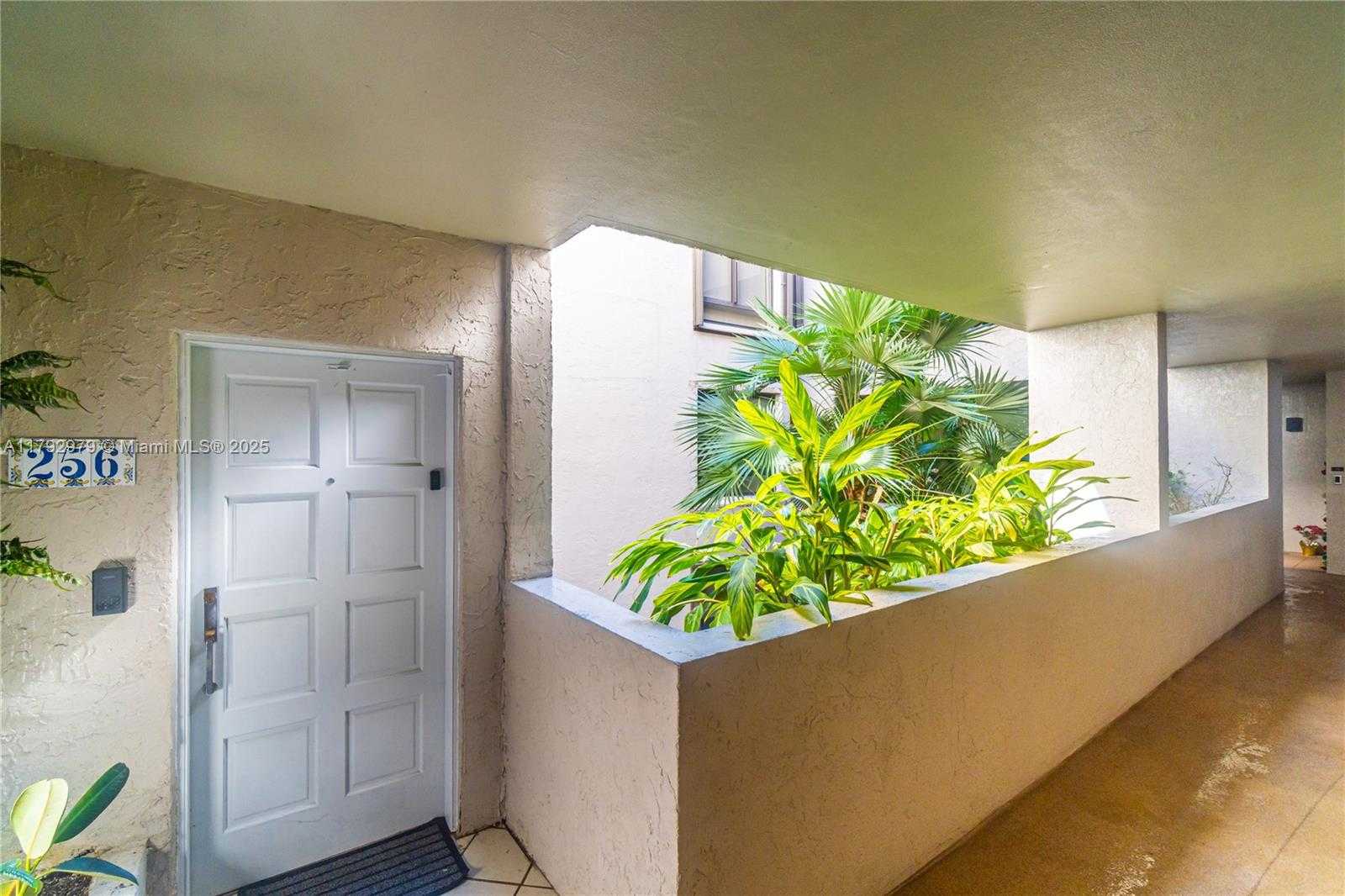 Small Image of 121 CRANDON BLVD #256, Key Biscayne Number 29