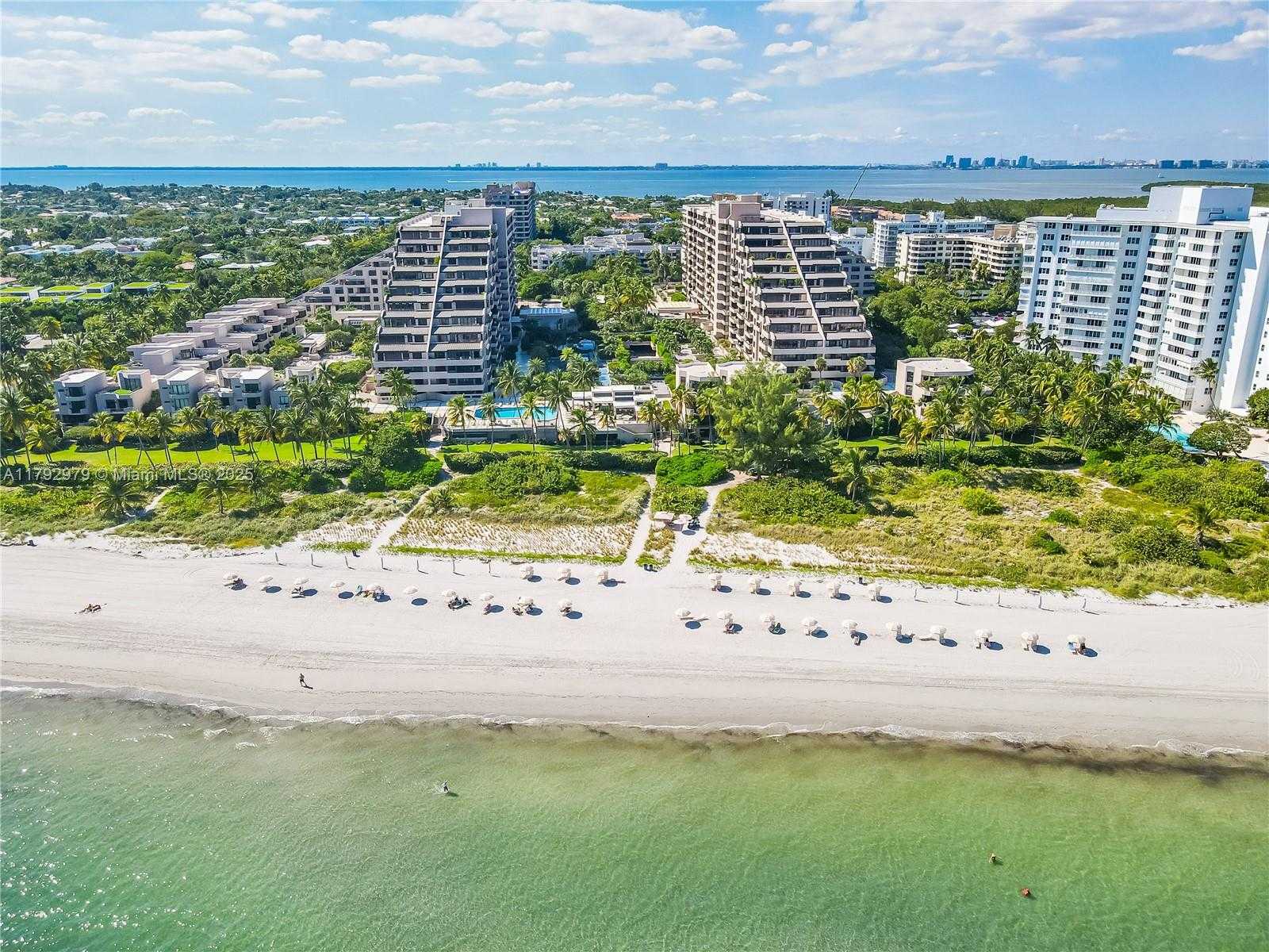 Small Image of 121 CRANDON BLVD #256, Key Biscayne Number 31