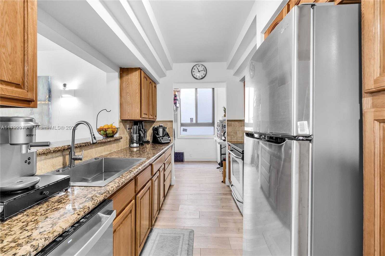Small Image of 121 CRANDON BLVD #256, Key Biscayne Number 5
